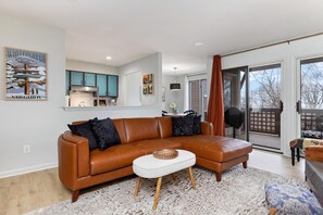 TV - Stoneridge 41 with Wintergreen Advantage (Wintergreen)