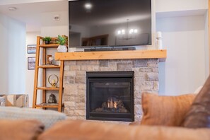 Smart-TV, Kamin