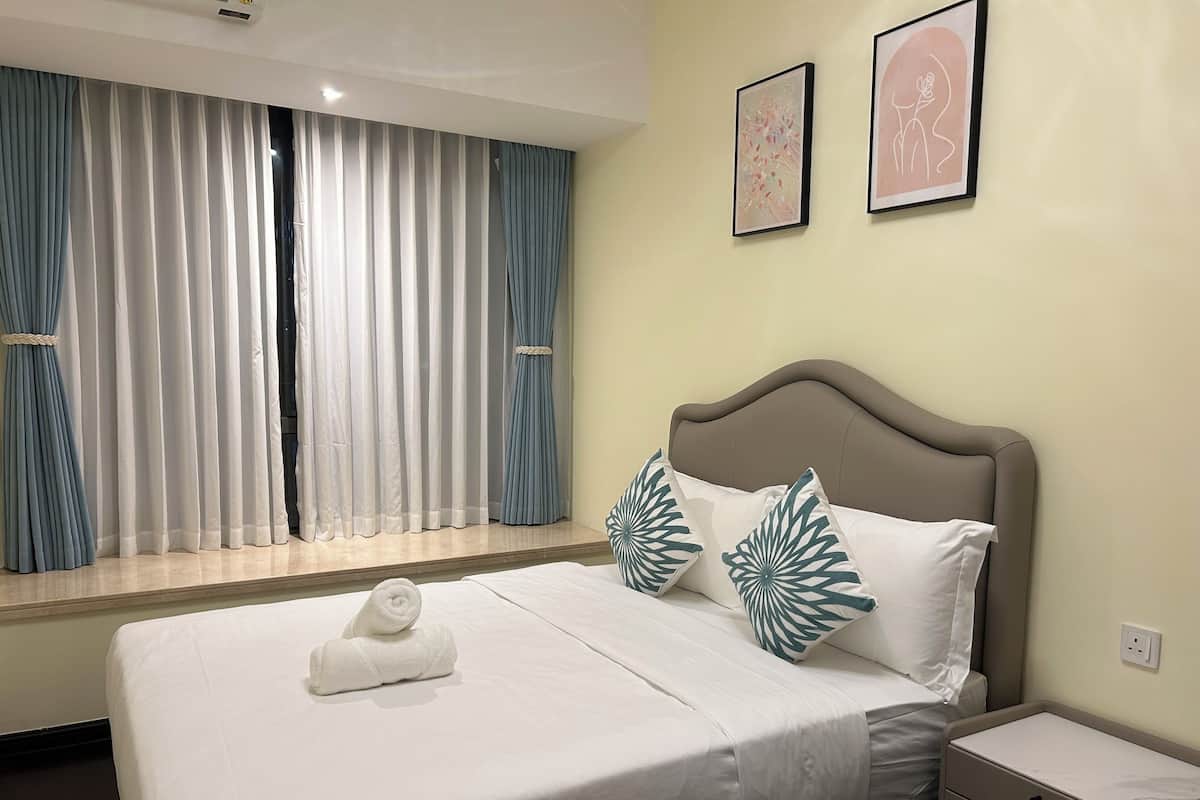 Superior Condo, 2 Bedrooms, Non Smoking, Balcony | 3 bedrooms, Egyptian cotton sheets, premium bedding, down comforters