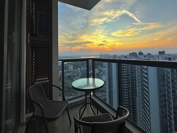 高級公寓客房, 2 間臥室, 非吸煙房, 露台 | 陽台