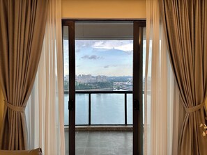 Superior-íbúð - 2 svefnherbergi - svalir - sjávarsýn | Svalir