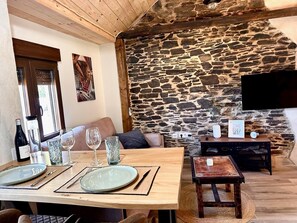 Interior - Casa Boral- Comfort Exclusivo en Plena Naturaleza - Valle del Silencio (Manzanedo de Valdueza)