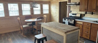 Unit A Country house near Warrensburg 