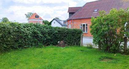 Beautiful town house with room for 5 people close to the center of Nykøbing Mors
