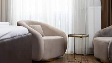 Deluxe Double Room, Balcony | Desk, laptop workspace, free WiFi