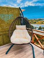 Deluxe Bungalow 2, Sea View | Balkon