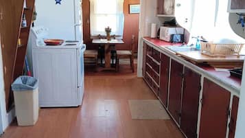 微波炉、烤箱、炉灶、茶具/咖啡用具