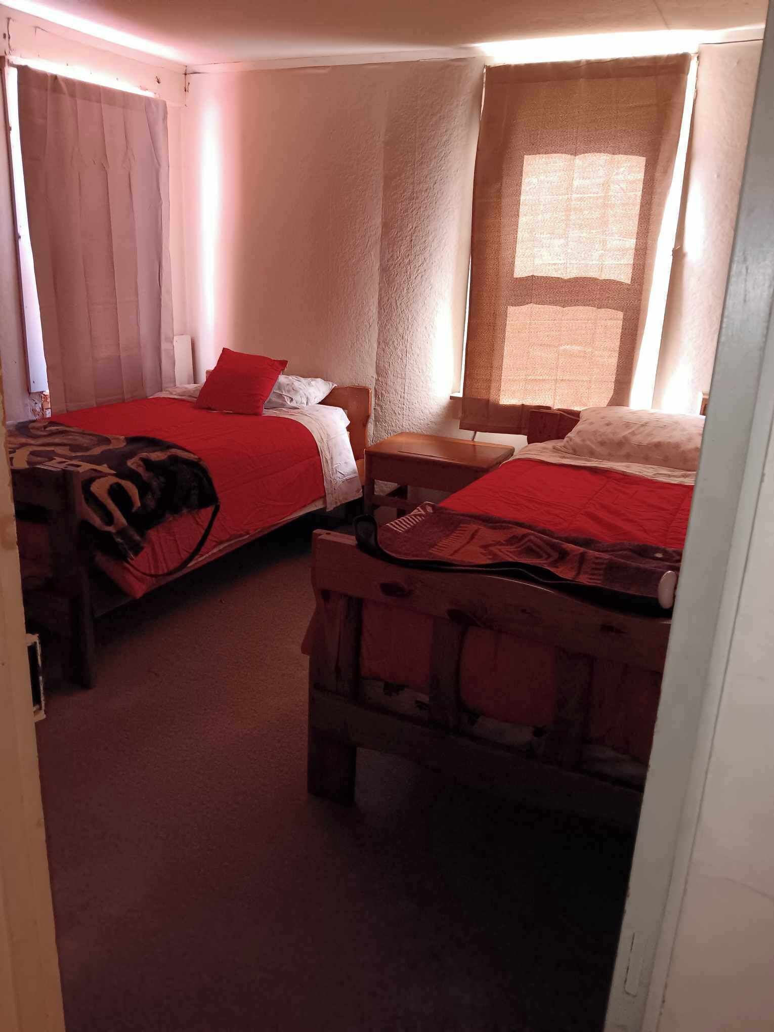 4 bedrooms, free WiFi, bed sheets