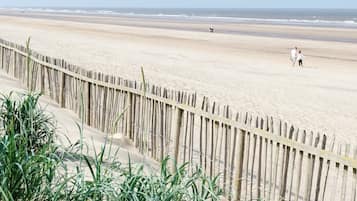 Cabin | Beach