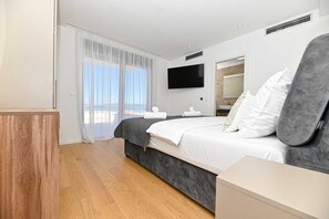 Villa (Five Bedroom Villa with Private Pool)