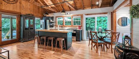 ميكروويف، فرن، موقد طهي مسطح، غسالة أطباق