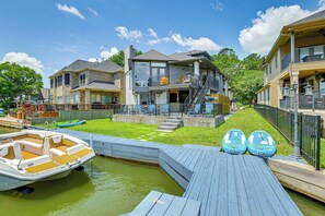 House (4 Bedrooms) | Interior - Exquisite Canal-front Home: Access to Lake Conroe! (Montgomery)