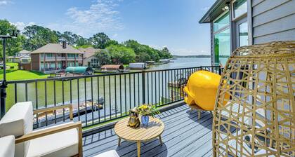 Exquisite Canal-front Home: Access to Lake Conroe!