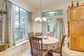 Casa (3 Bedrooms) | Parte interna