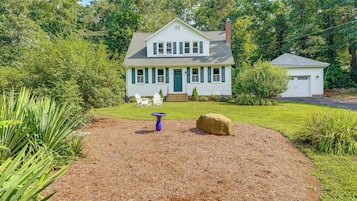 House (3 Bedrooms) | Front of property