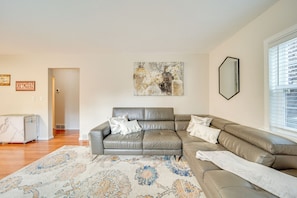 Apartment (1 Bedroom) | Interior