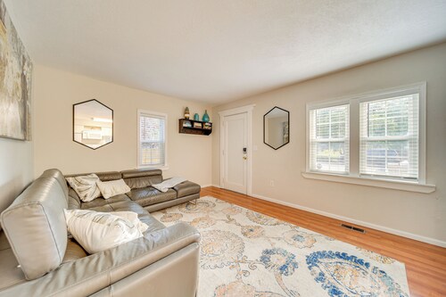 Patio & Yard: Townhome in Downtown Meridian