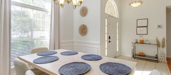 Pet-friendly Savannah Home w/ Cozy Fireplace!