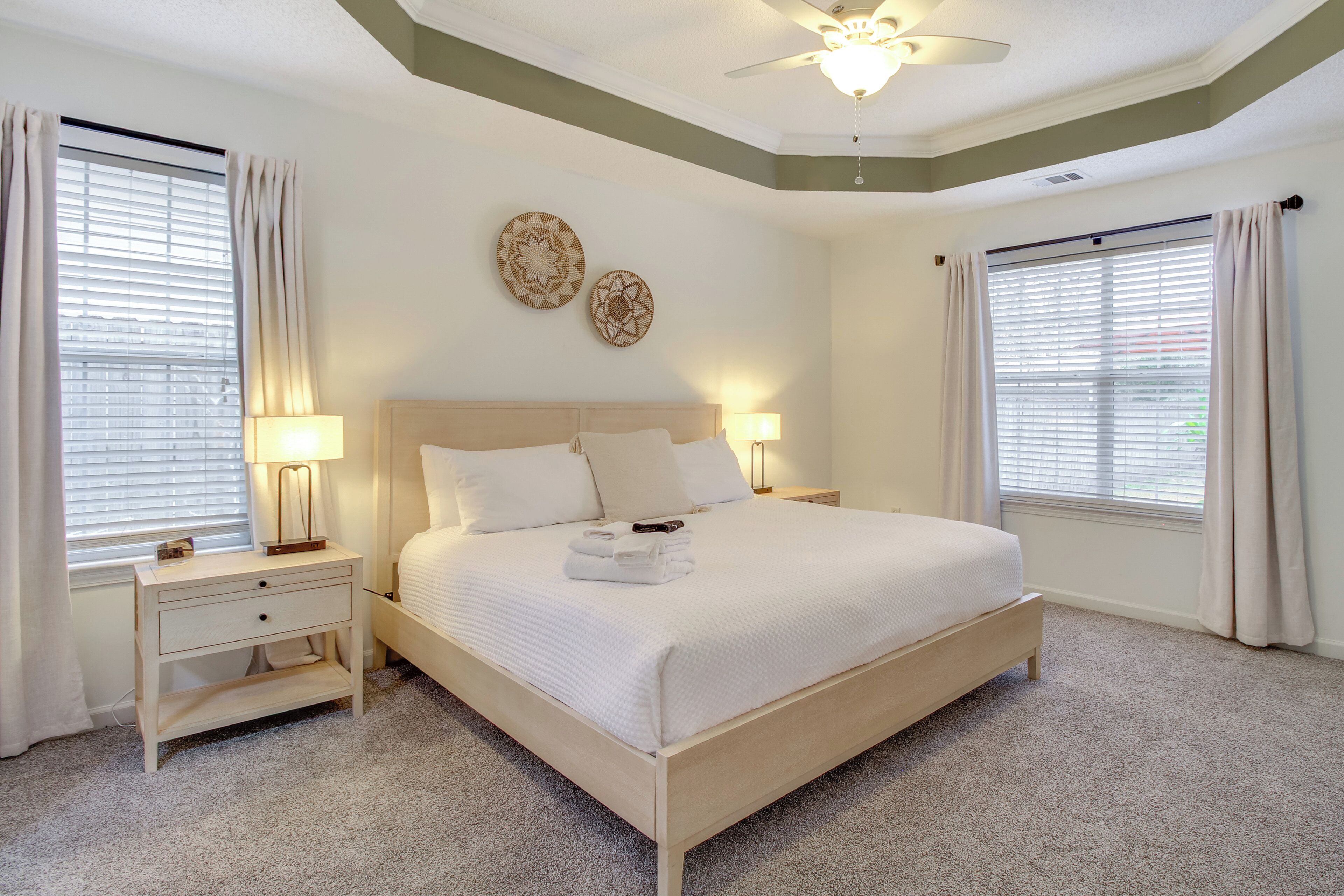 House (4 Bedrooms) | Interior