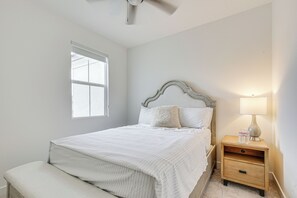 House (3 Bedrooms) | Interior - Modern Palm Desert Home w/ Community Pool! (Palm Desert)