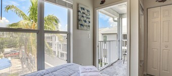 Holmes Beach Condo Near Anna Maria: Pool Access!