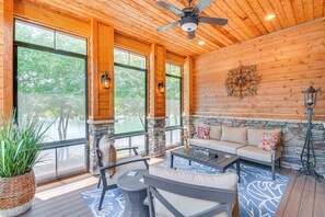 Apartment (3 Bedrooms) | Interior - Spacious Lake Keowee Home: Boat Slip & Pool Access (West Union)