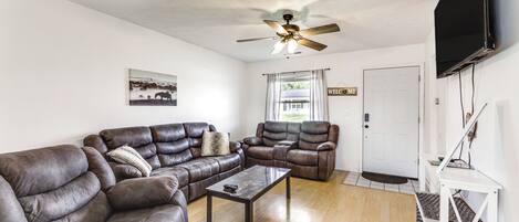 House (2 Bedrooms) | Front of property