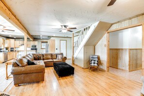 單棟房屋 (4 Bedrooms) | 內部