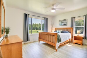 House (2 Bedrooms) | Interior