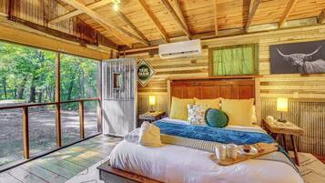 Apartment (0 Bedroom) | Interior