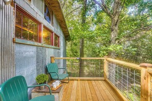 Apartment (0 Bedroom) | Interior - Unique Eureka Springs Cabin: Deck & Forest Views! (Eureka Springs)