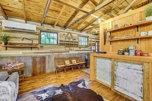 Apartment (0 Bedroom) | Interior - Unique Eureka Springs Cabin: Deck & Forest Views! (Eureka Springs)