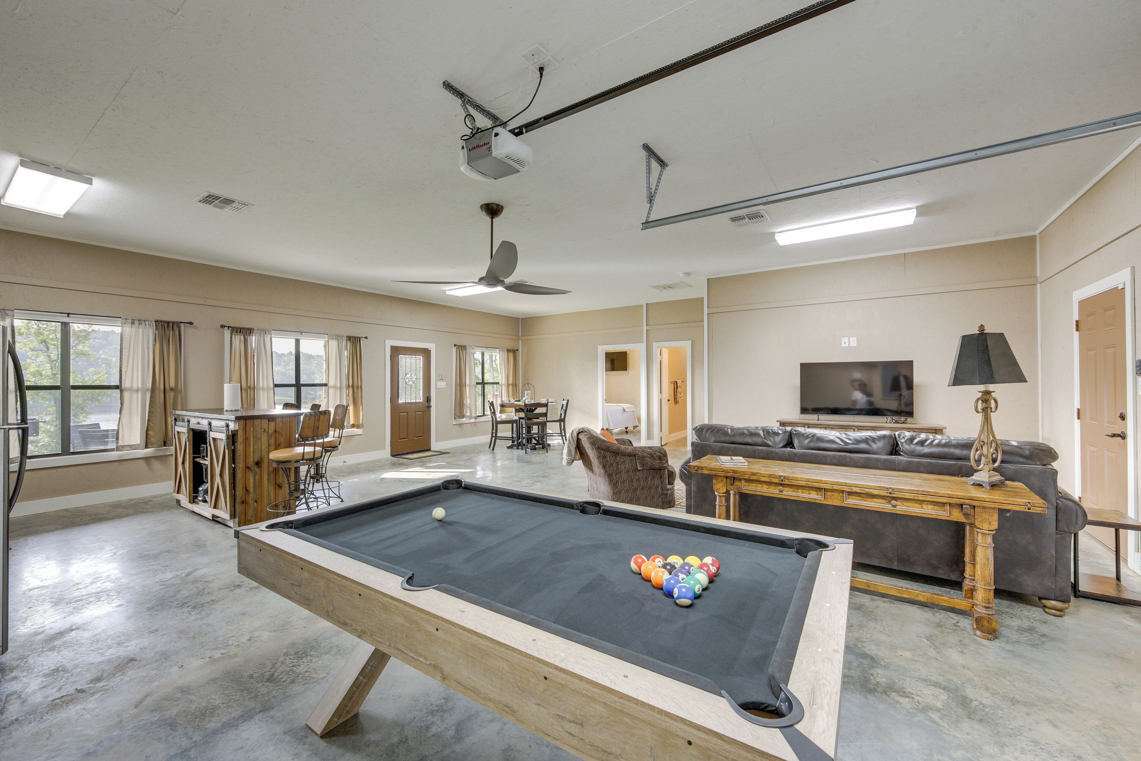 House (1 Bedroom) | Interior