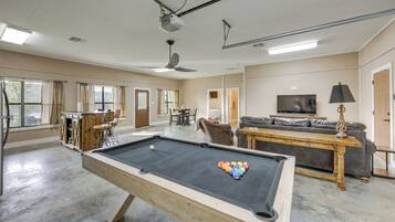 House (1 Bedroom) | Interior