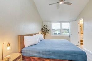 Apartment (1 Bedroom) | Interior - By Fort Pierce Inlet State Park! Condo w/ Yard (Fort Pierce)