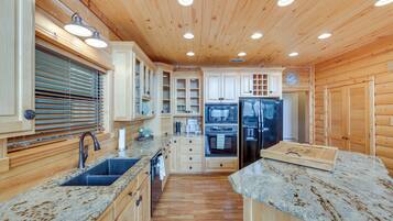 House (3 Bedrooms) | Bahagian dalam