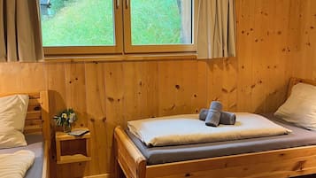 4 Schlafzimmer, Zimmersafe, VerdunkelungsvorhÀnge