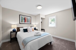 3 Schlafzimmer, Schreibtisch, Reisekinderbett, kostenloses WLAN