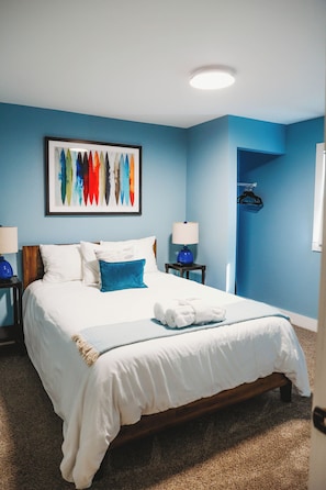 4 bedrooms, desk, travel crib, free WiFi