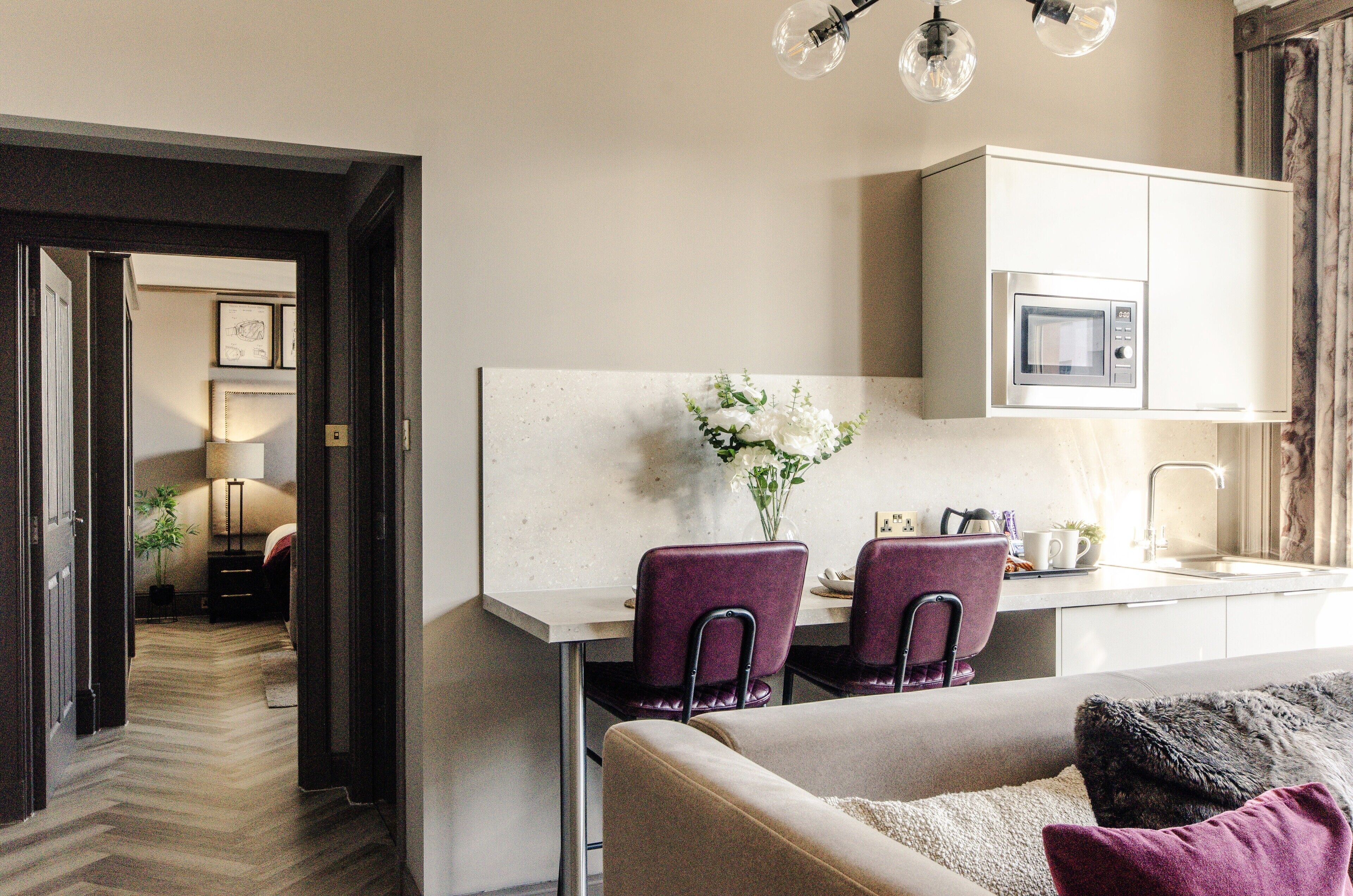 Deluxe Studio Suite, Non Smoking, Ground Floor | Living area