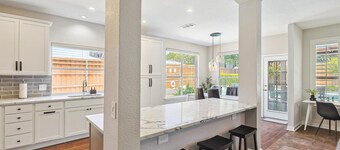 5BD Vacation Retreat - Pool, Patio, Cinema