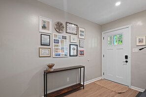 Interior - Charming 2-bedroom house in fabulous Charleston (Charleston)
