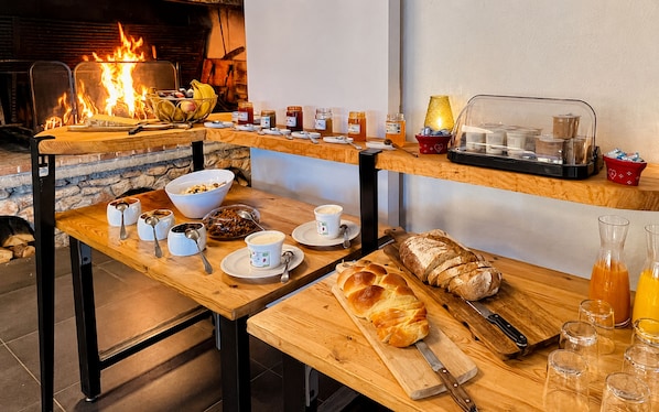 Daily continental breakfast for a fee