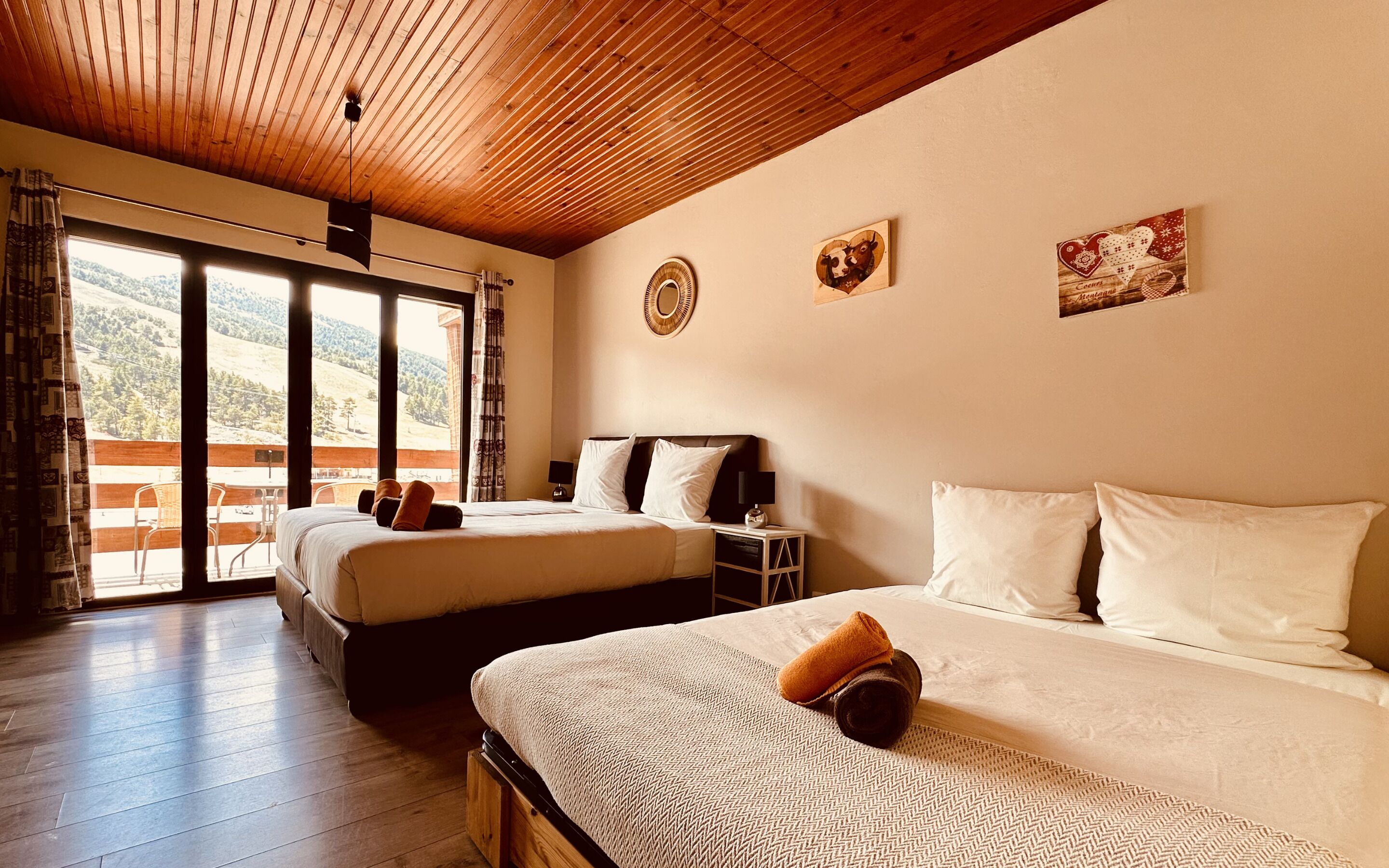 Familien-Vierbettzimmer, Balkon, Bergblick