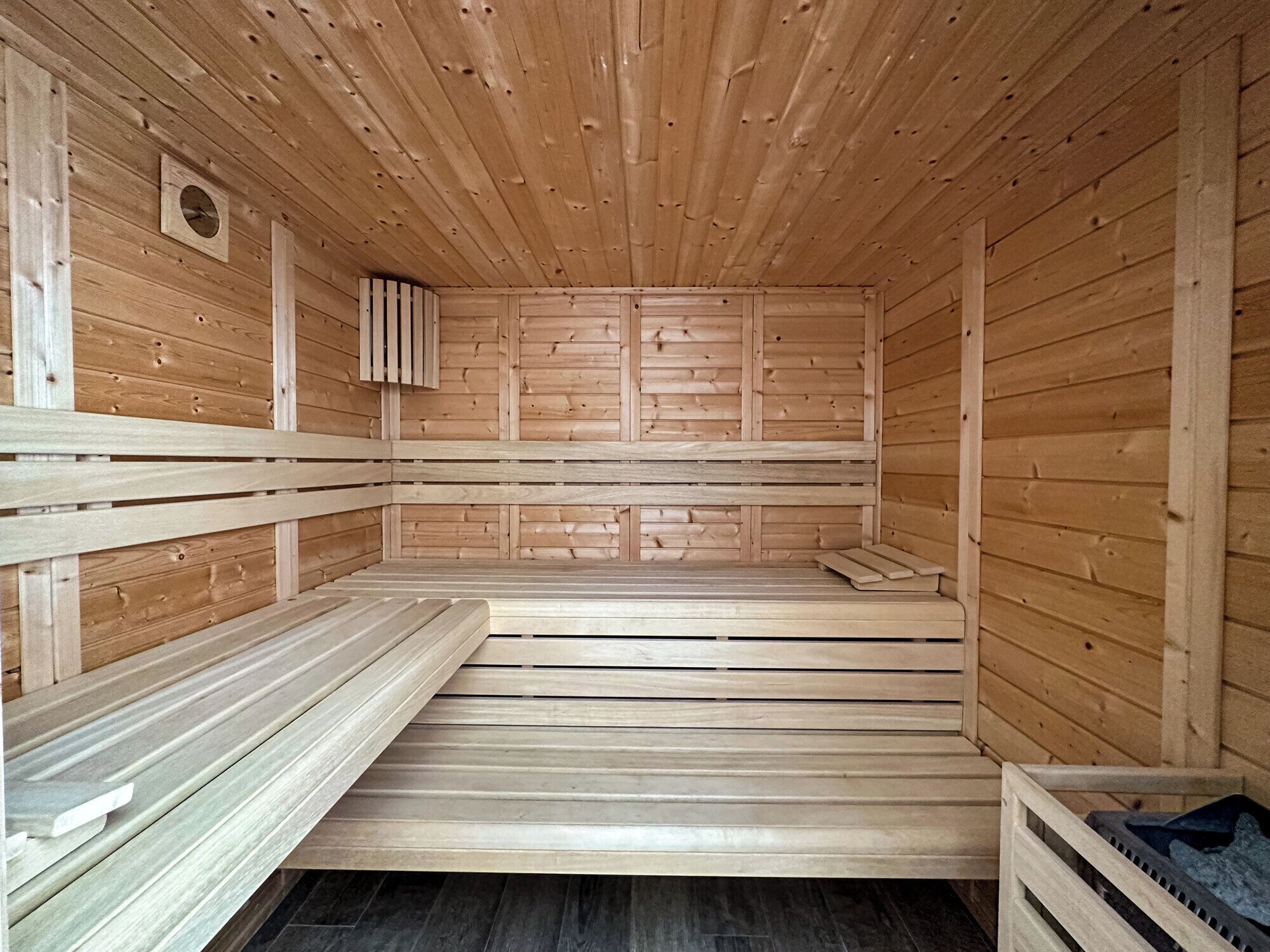 Sauna, Schlammbad, Massageanwendungen