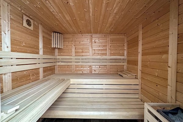 Sauna, mud baths, massages