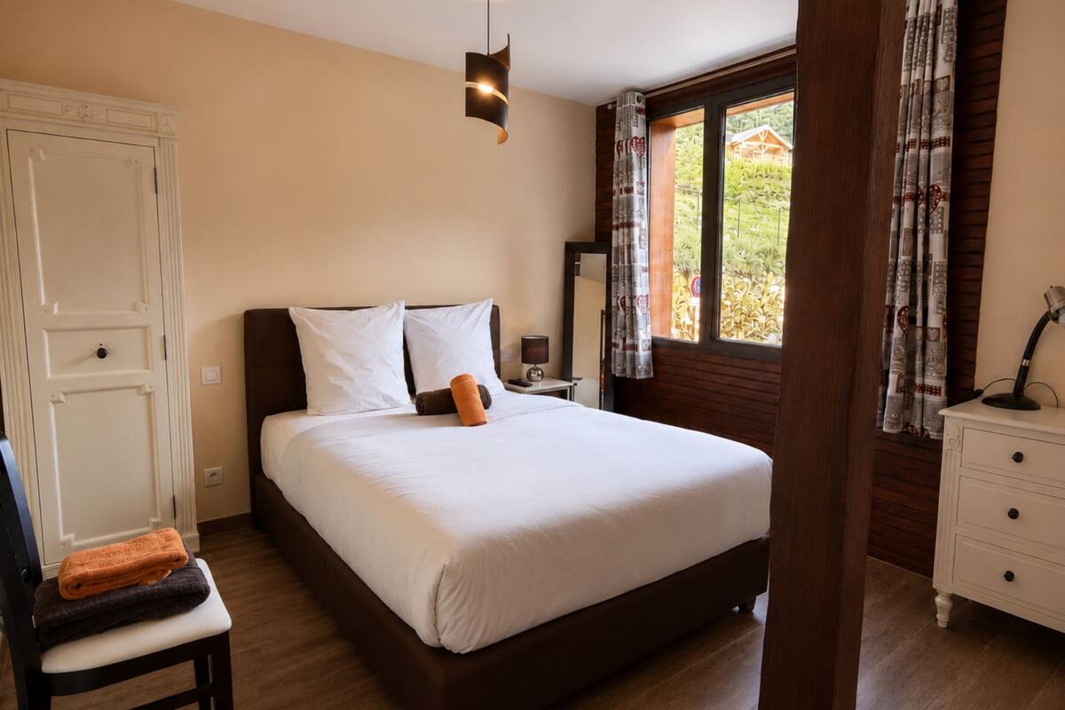 Classic Double Room | In-room safe, blackout curtains, soundproofing