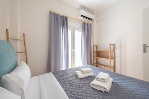 2 bedrooms, iron/ironing board, free WiFi - Stylish 2 Bd Urban Retreat Near Panormou (Athens)