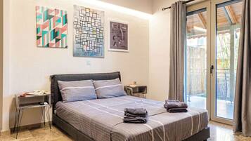 1 bedroom, iron/ironing board, travel crib, WiFi