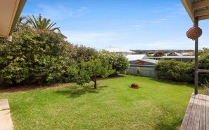Property grounds - Ratties Residence 6 Carnegie St, Port Ellliot (Port Elliot)
